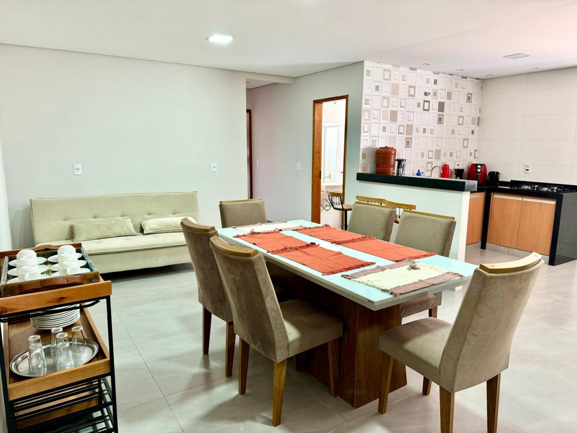 Apartamentos A 200M Do Centro - Hospedaria Villa Da Pedra Тірадентіс Екстер'єр фото