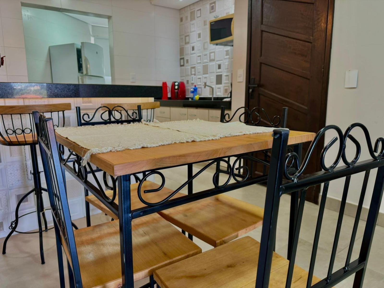 Apartamentos A 200M Do Centro - Hospedaria Villa Da Pedra Тірадентіс Екстер'єр фото