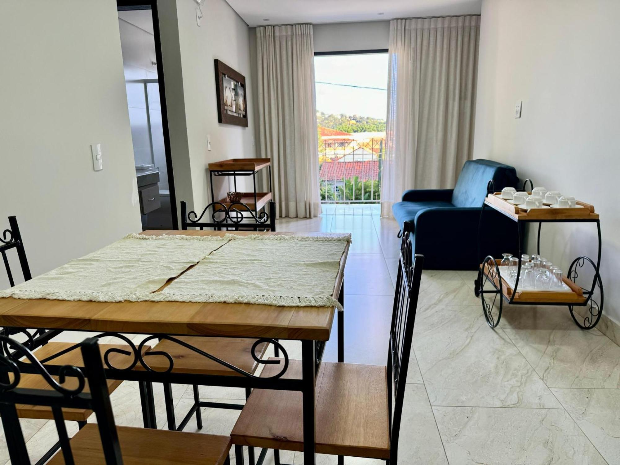 Apartamentos A 200M Do Centro - Hospedaria Villa Da Pedra Тірадентіс Екстер'єр фото