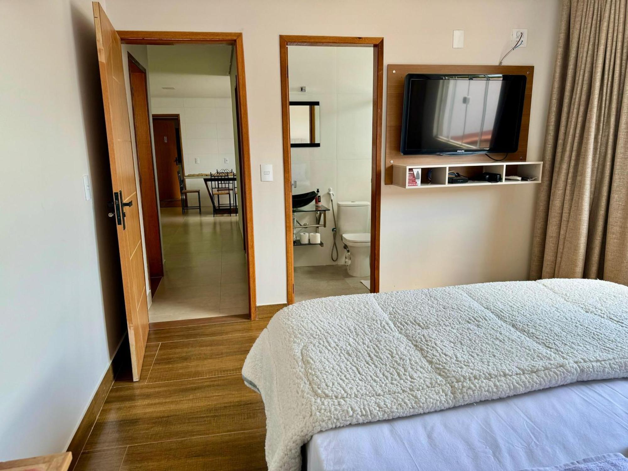 Apartamentos A 200M Do Centro - Hospedaria Villa Da Pedra Тірадентіс Екстер'єр фото