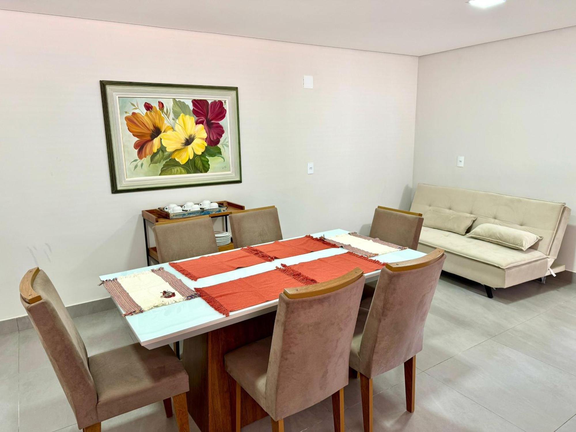 Apartamentos A 200M Do Centro - Hospedaria Villa Da Pedra Тірадентіс Екстер'єр фото