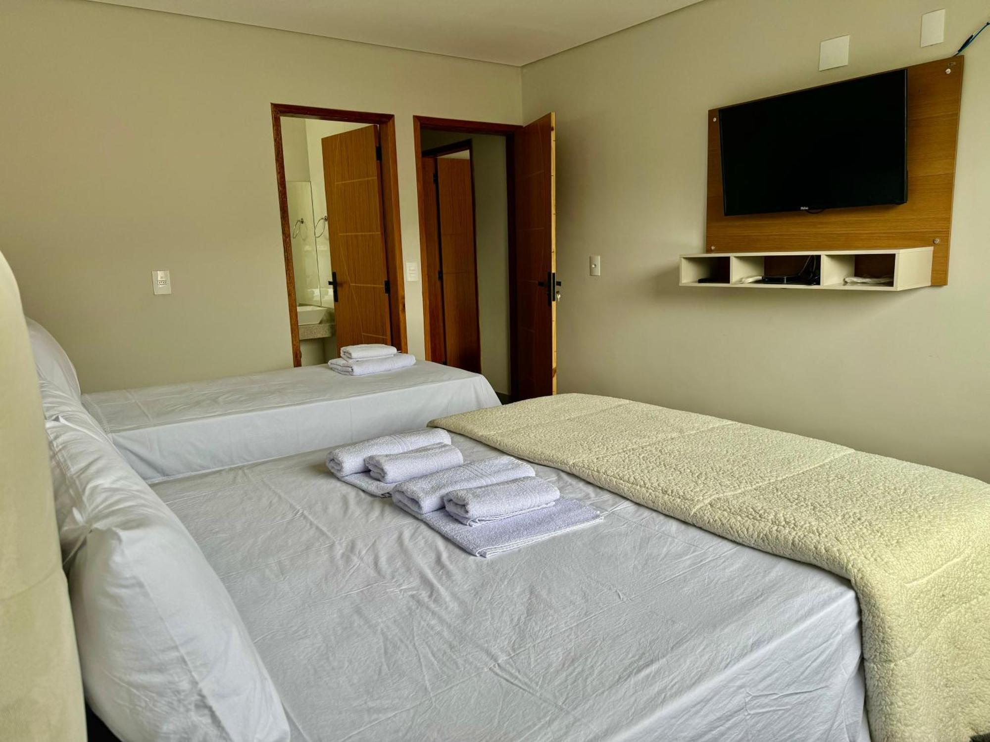 Apartamentos A 200M Do Centro - Hospedaria Villa Da Pedra Тірадентіс Екстер'єр фото