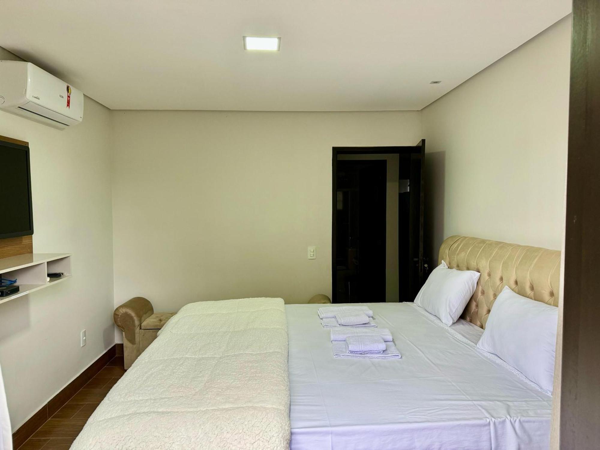 Apartamentos A 200M Do Centro - Hospedaria Villa Da Pedra Тірадентіс Екстер'єр фото