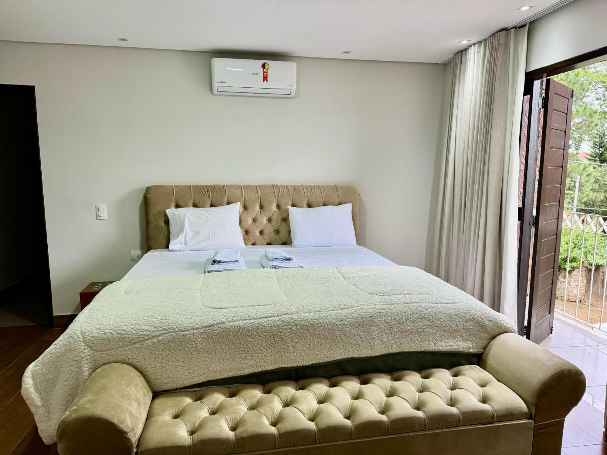 Apartamentos A 200M Do Centro - Hospedaria Villa Da Pedra Тірадентіс Екстер'єр фото